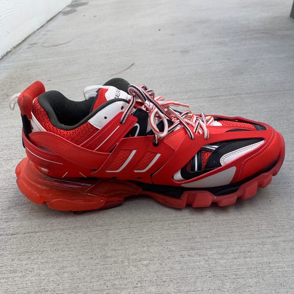 Men’s Red Balenciaga Shoes - Picture 4 of 6